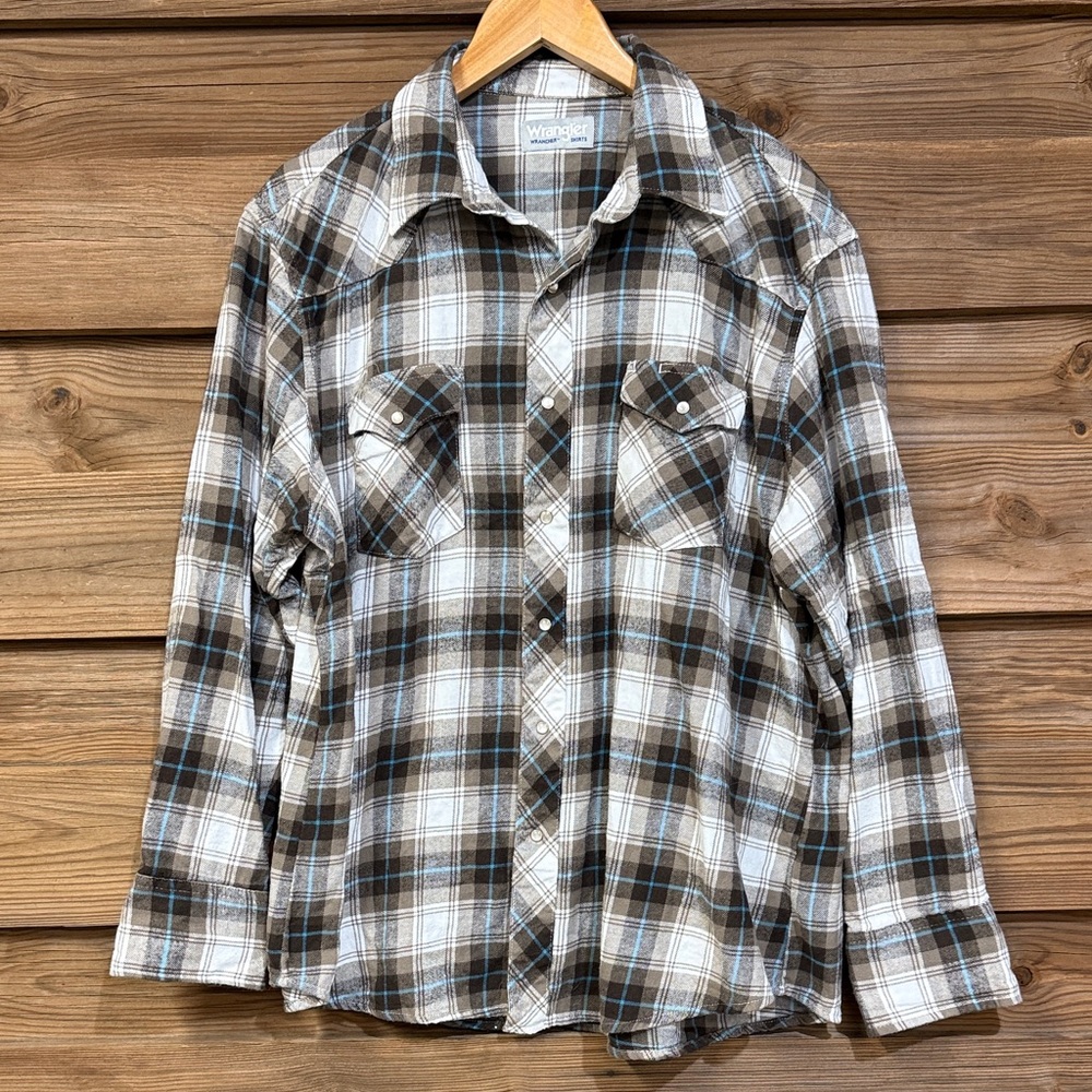 Wrangler Men's Pearl Button Plaid Flannel Shirt - Brown, White, and Blue